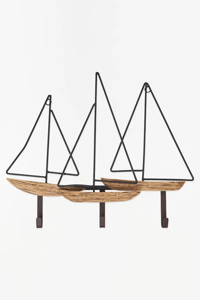 Batela Perchero con forma de veleros metal y madera
