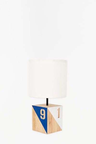 Batela Lámpara mesa cuadrada forma de boya. Decoración náutica