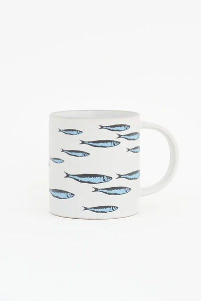 Batela Mug en Cerámica con Diseño de Banco de Peces COMPRAR AHORA