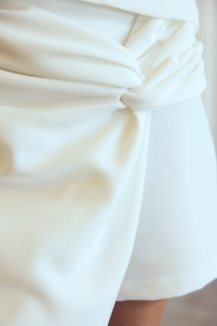 Camille Miami White Skort Limitado a 3 días