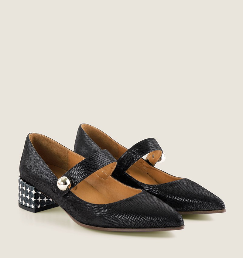 Chie mihara JAKAR BLACK En oferta