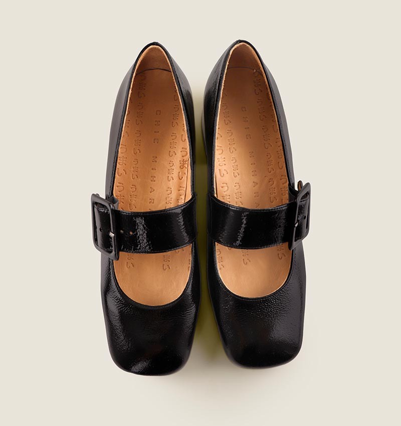 Chie mihara UNARI BLACK LIME Outlet