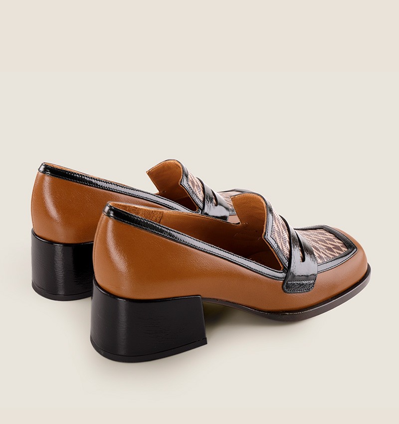 Chie mihara BROCHI BROWN Rebajas top