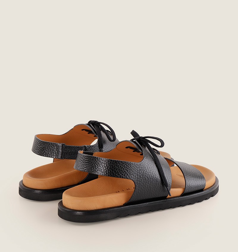 Chie mihara YANDEL BLACK Grandes ahorros