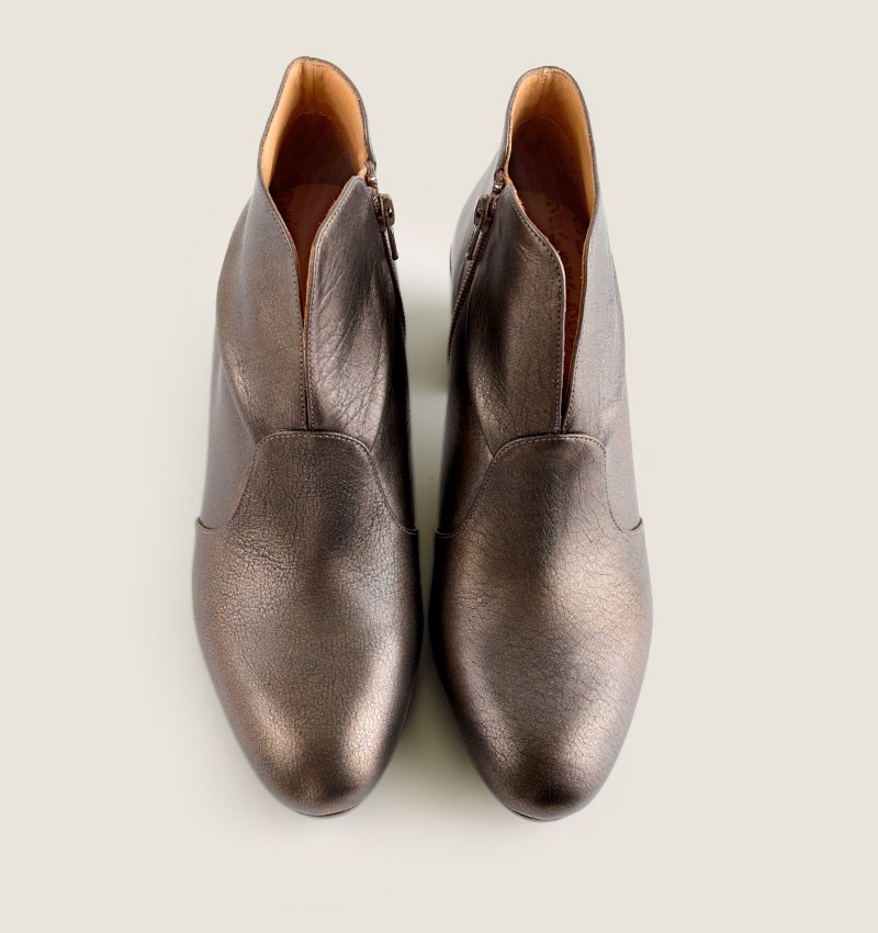 Chie mihara NUGO BRONZE Venta caliente