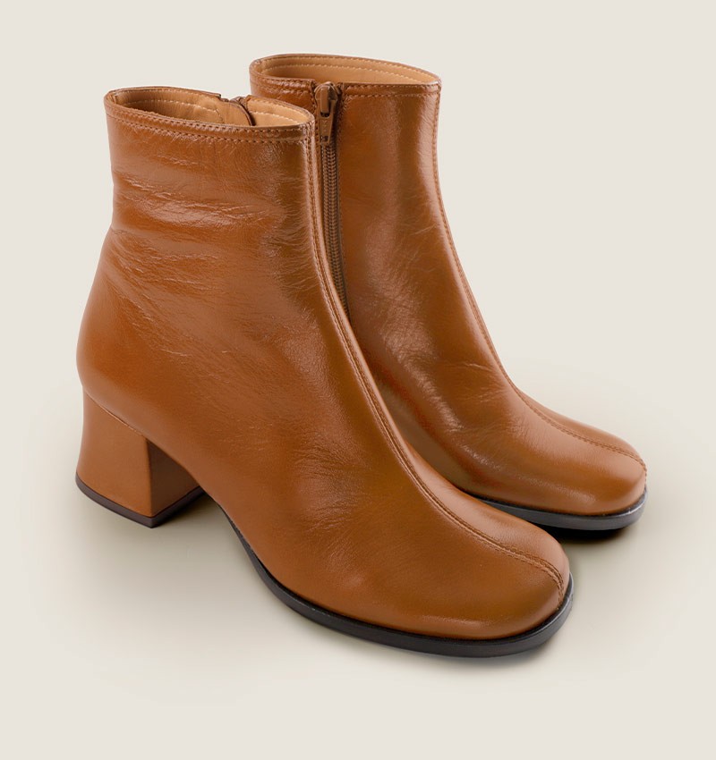 Chie mihara TAKUN BROWN En oferta