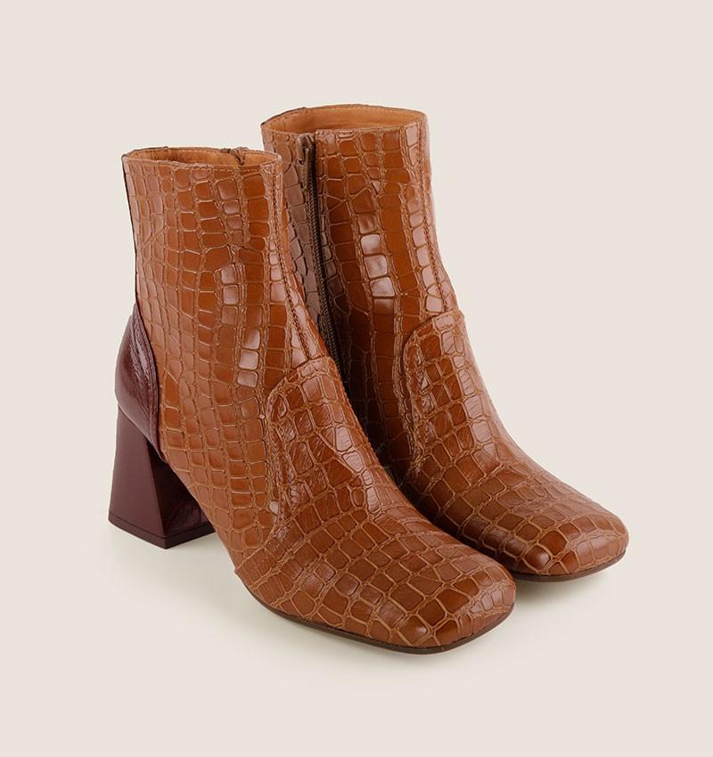 Chie mihara SUIKI BROWN En oferta
