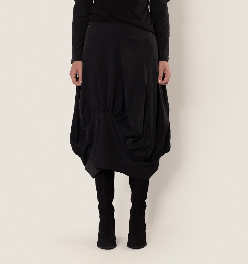 Chie mihara FALDA SKIM NEGRO Última moda