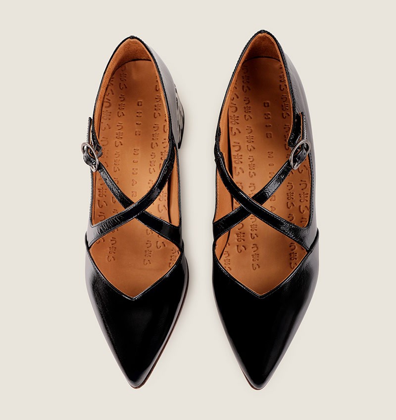 Chie mihara JARENYO BLACK En oferta