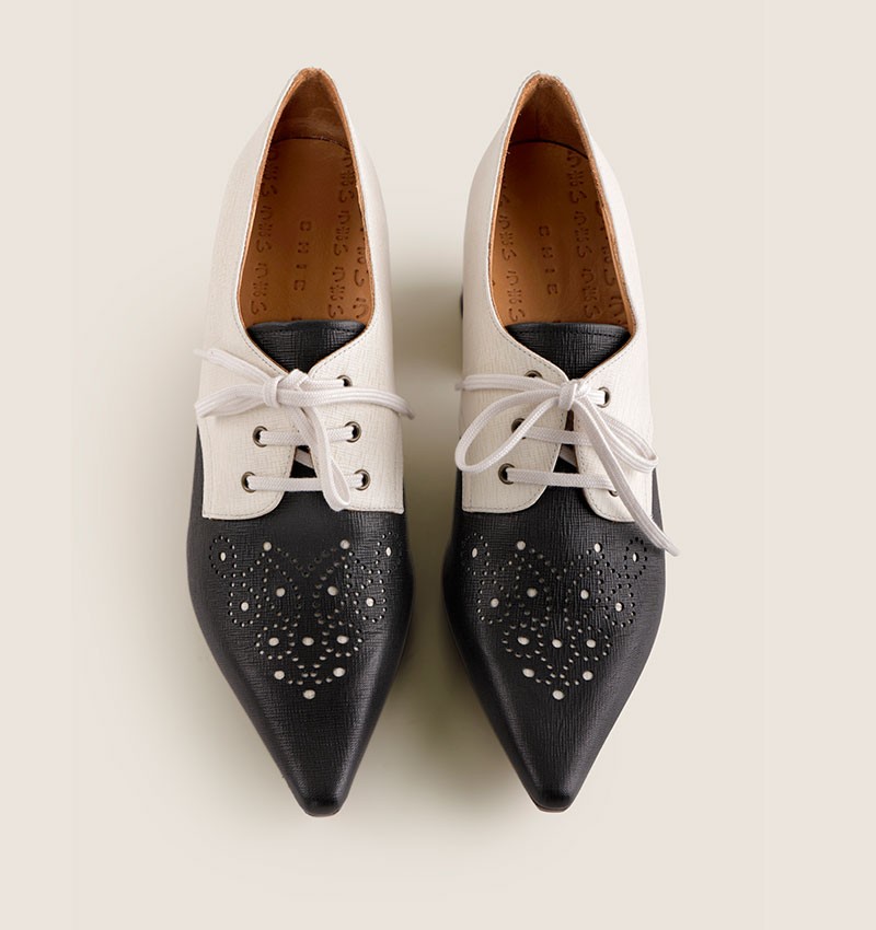 Chie mihara AYZU BLACK & WHITE Solo hoy