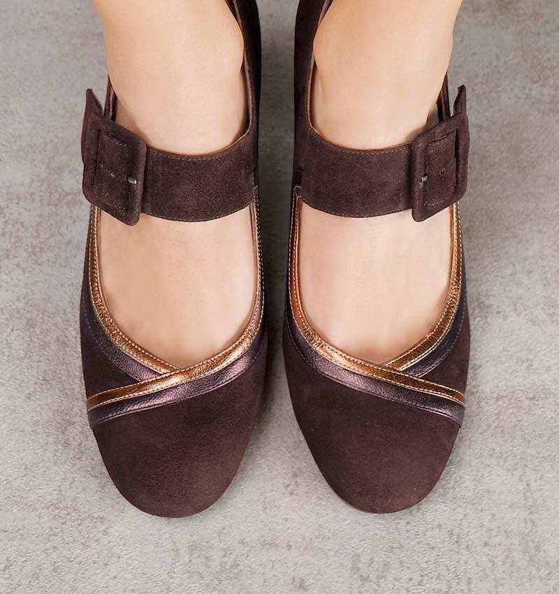 Chie mihara WIESA DARK BROWN Envío gratis