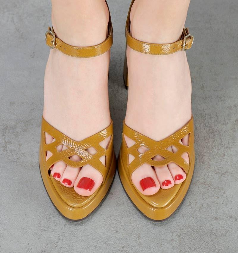 Chie mihara ABEN OCHER Outlet online