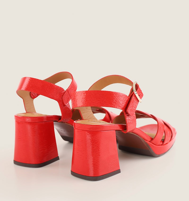 Chie mihara GAURA RED Solo queda un día