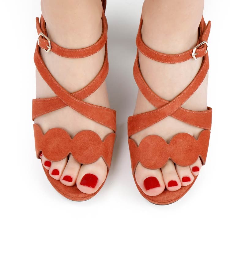 Chie mihara ARANA ORANGE Grandes ahorros