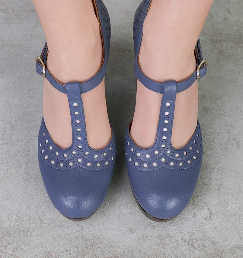 Chie mihara YERURU BLUE Ahorra y exporta