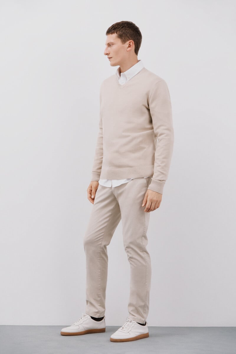Cortefiel Pantalón chino slim fit 2025