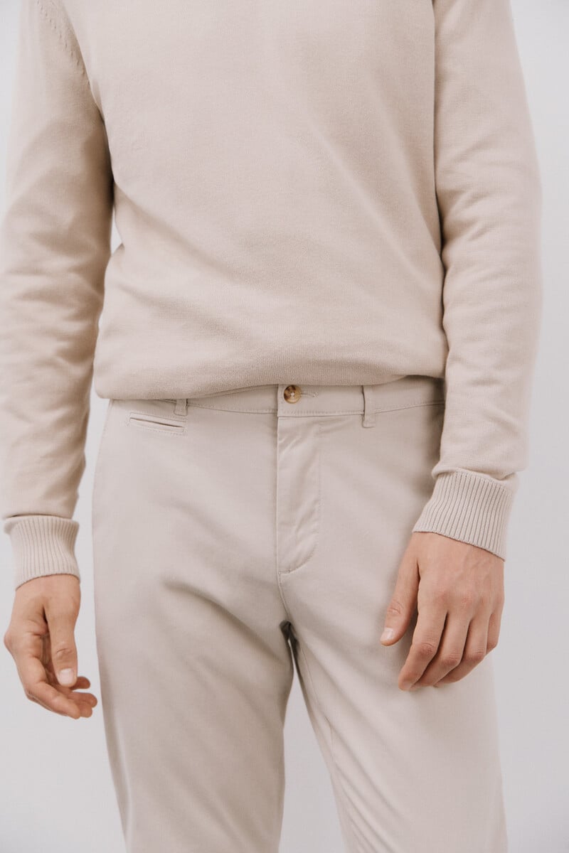 Cortefiel Pantalón chino slim fit 2025