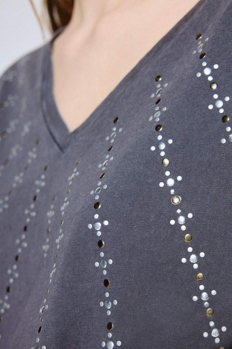 Cortefiel Camiseta tachas Descuentos del mes