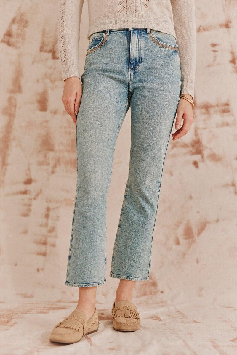 Cortefiel Bianca. Jeans con corte de bota Rebajas de fin de temporada
