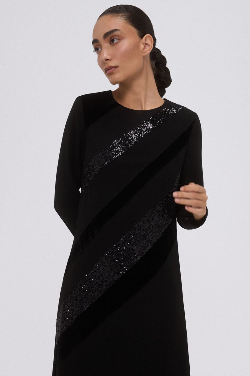 Cortefiel Vestido negro midi Envío internacional gratuito