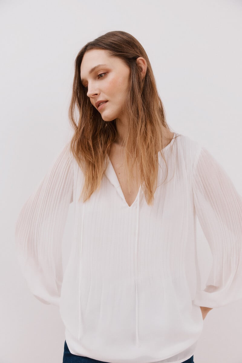 Cortefiel Blusa plisada escote pico COMPRAR AHORA