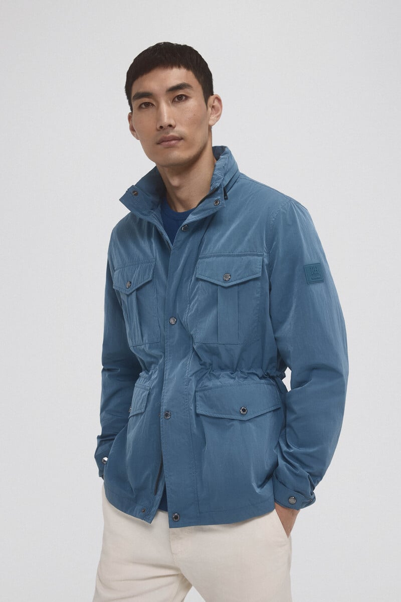 Cortefiel Chaqueta técnica cuatro bolsillos En oferta