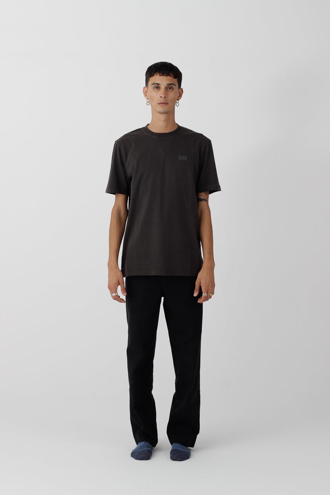 Iaios Camiseta bordado negra Descuento