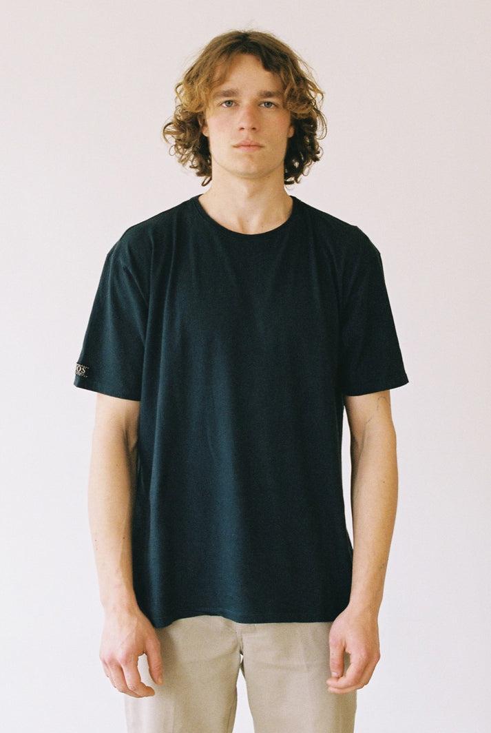 Iaios Camiseta - Negro Último día