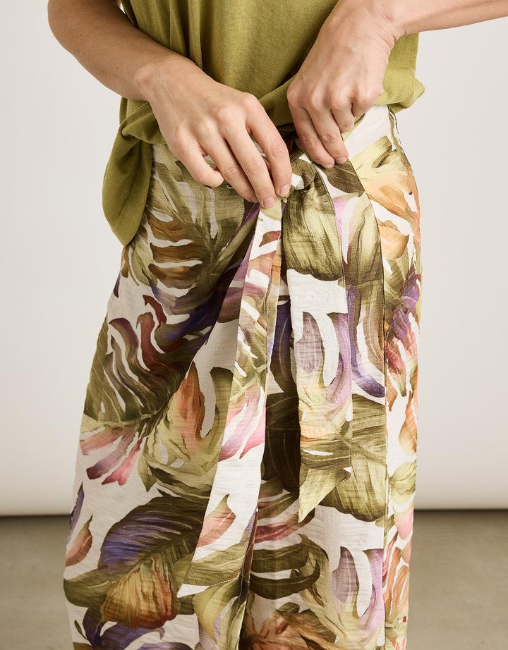 koala bay Falda Midi Multicolor - Kaprina Solo hoy