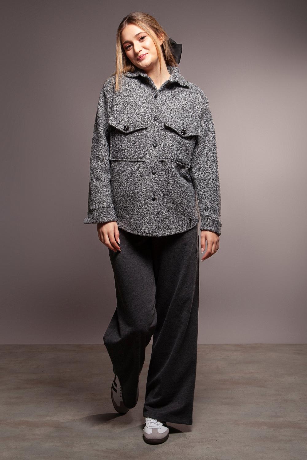 lolitas&l Chaqueta camisera gris borrego con bolsillos Lolitas&L