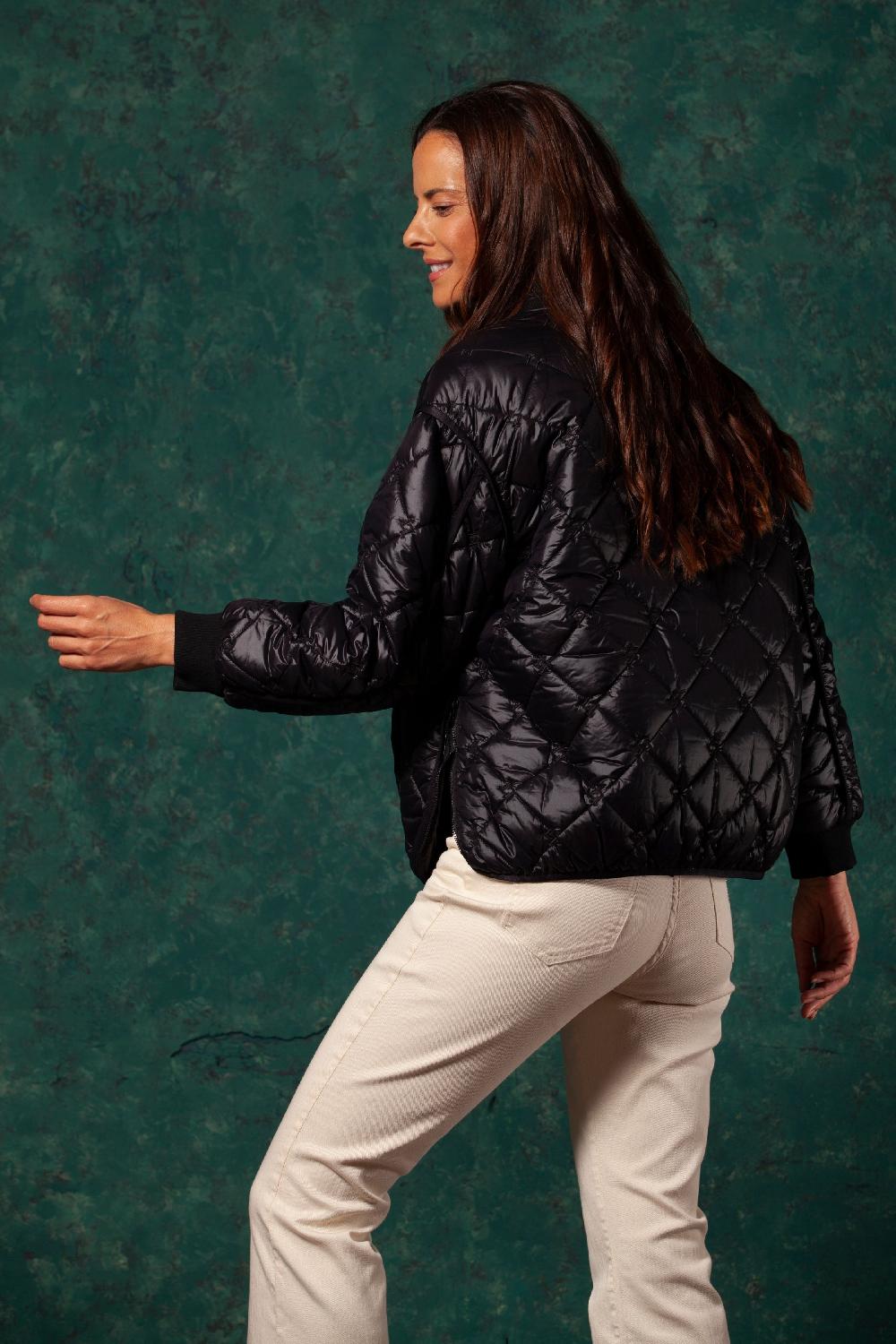 lolitas&l Chaqueta negra corta guateada elasticos LolitasyL Precio de fábrica