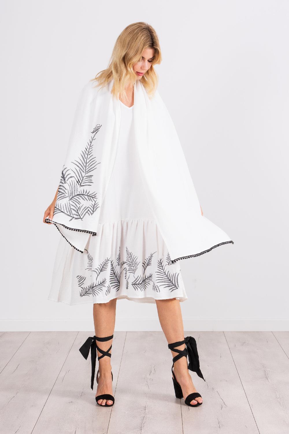 lolitas&l Vestido blanco corto con bordado ramillete LolitasyL Ofertas especiales