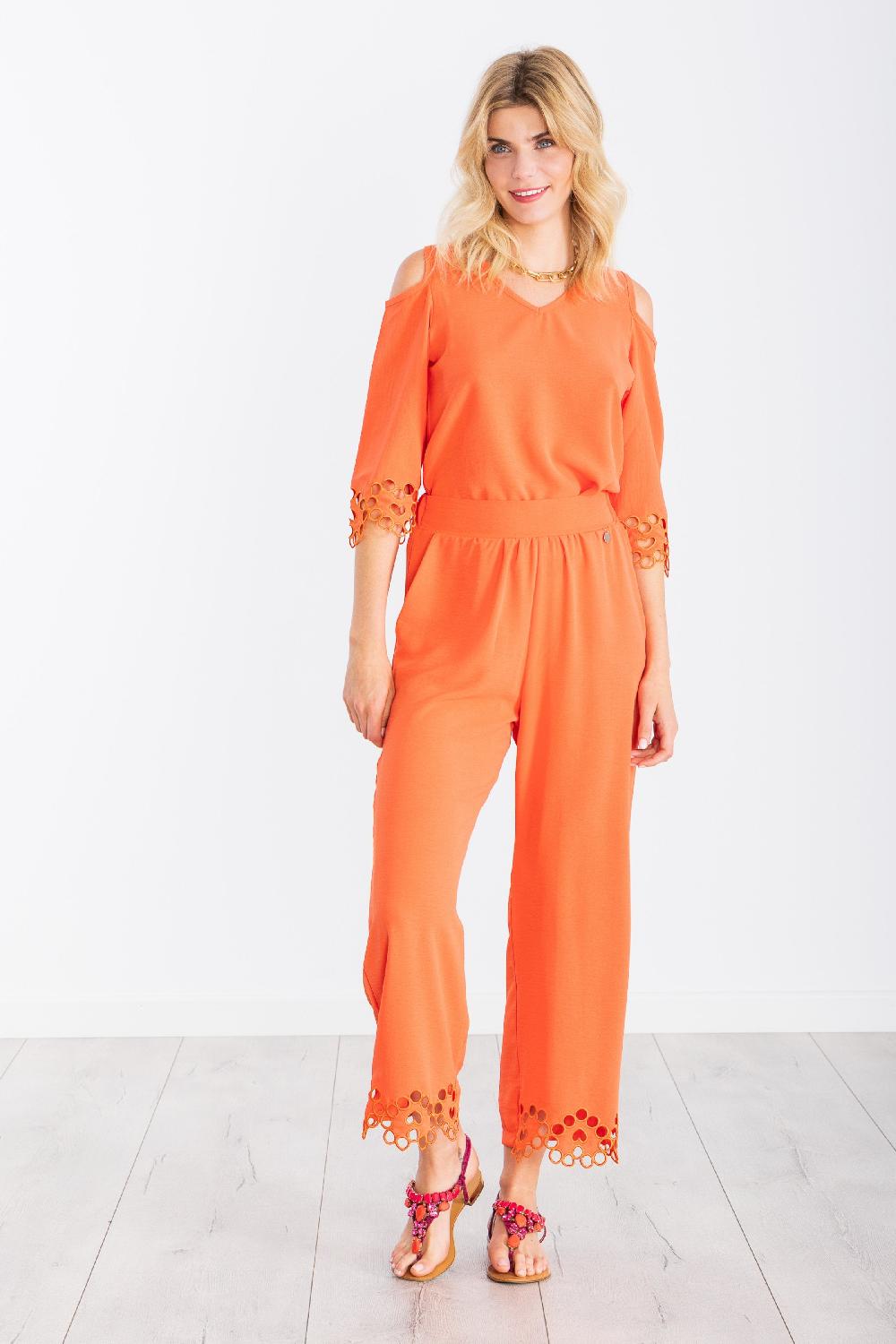 lolitas&l Pantalón coral pinzas con bordado calado LolitasyL Ahorra y exporta