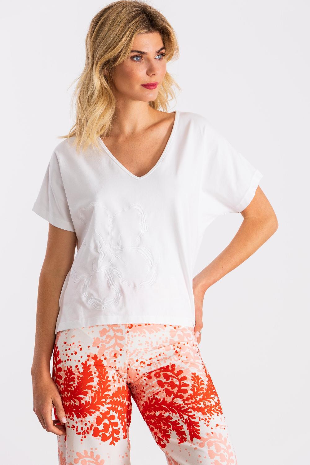 lolitas&l Camiseta blanca con bordado al tono flor LolitasyL Promoción por tiempo limitado