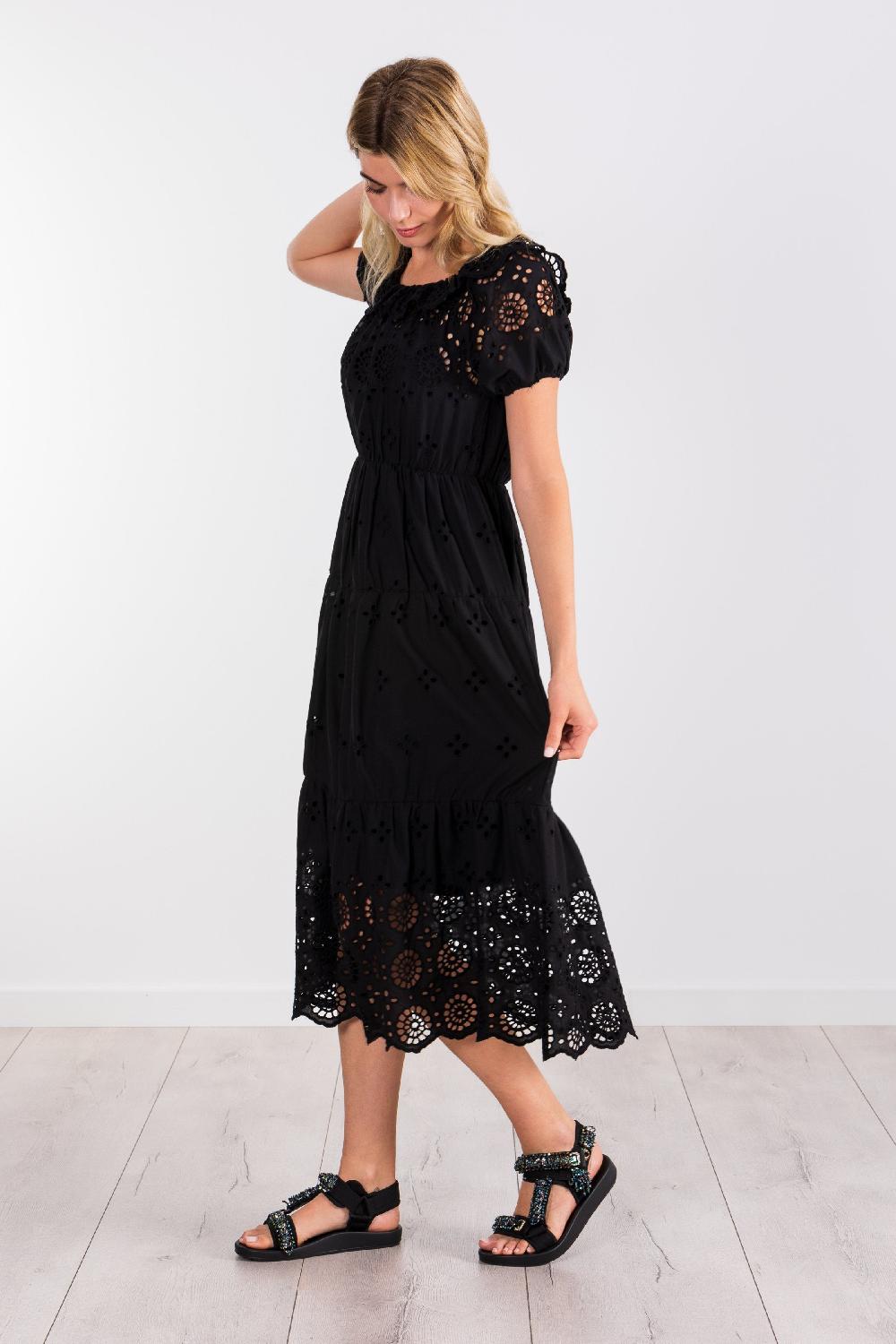 lolitas&l Vestido negro largo con bordado ingles LolitasyL Ofertas