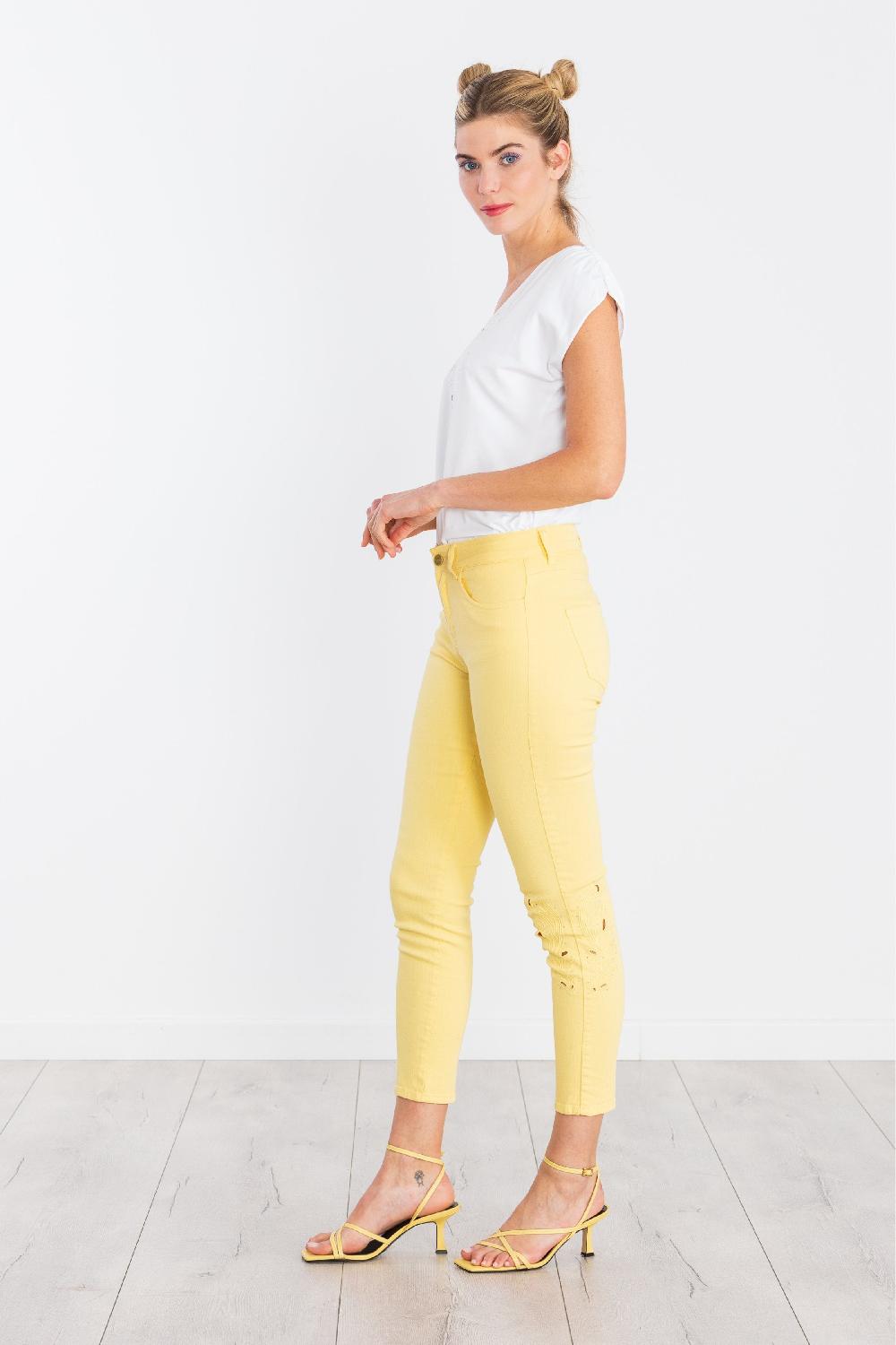 lolitas&l Pantalón amarillo pitillo cinco bolsillos con bordado calado LolitasyL Solo queda un día