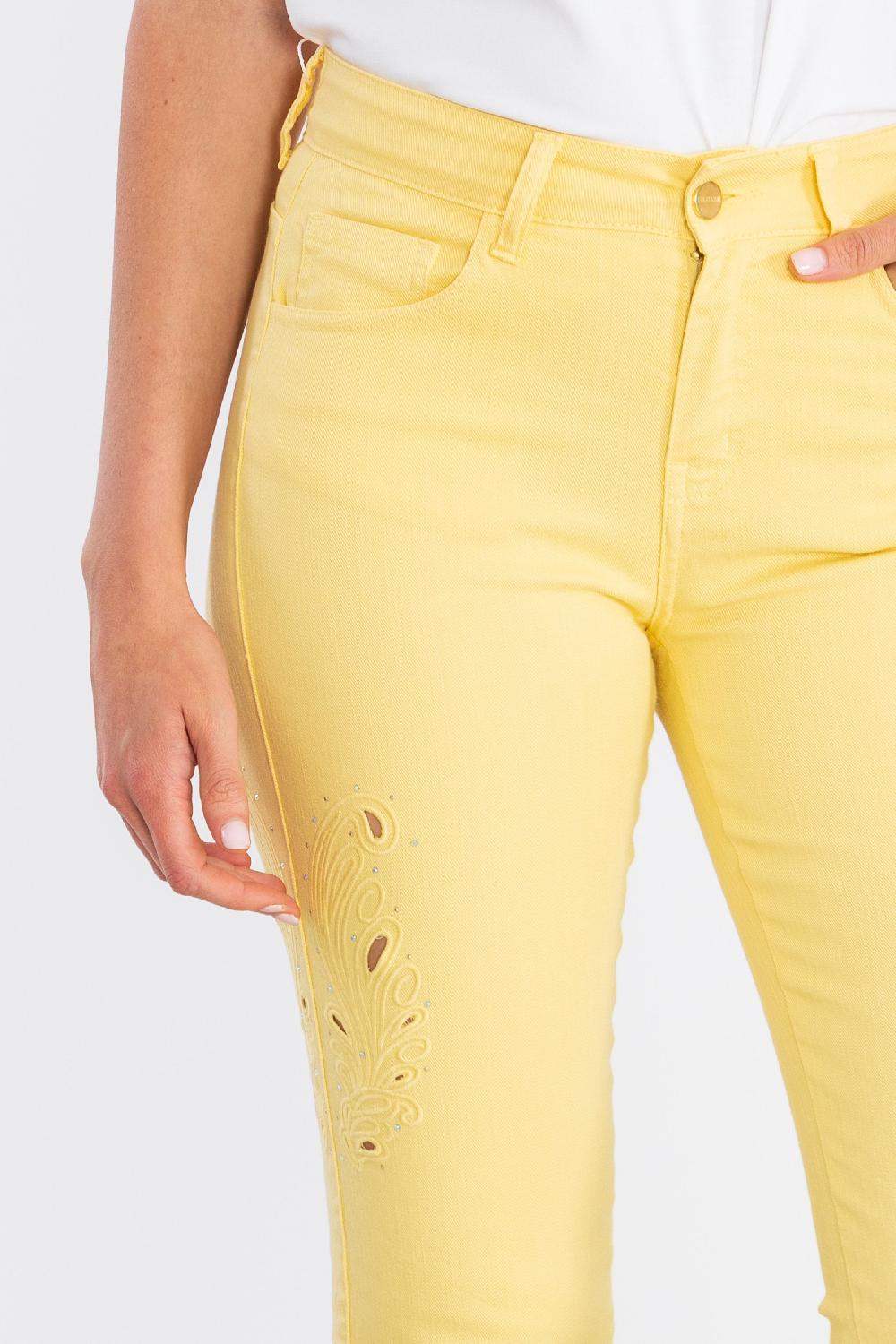 lolitas&l Pantalón amarillo pitillo cinco bolsillos con bordado calado LolitasyL Solo queda un día