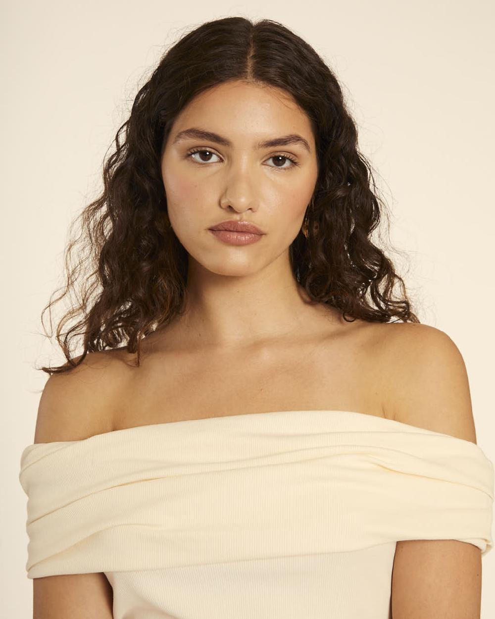 pepaloves TOP CUELLO BARDOT CREMA Tienda