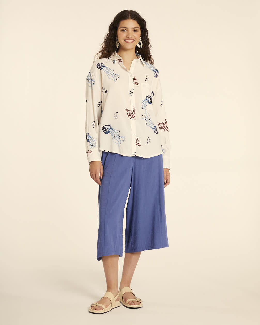 pepaloves CAMISA BORDADO MEDUSAS Tienda