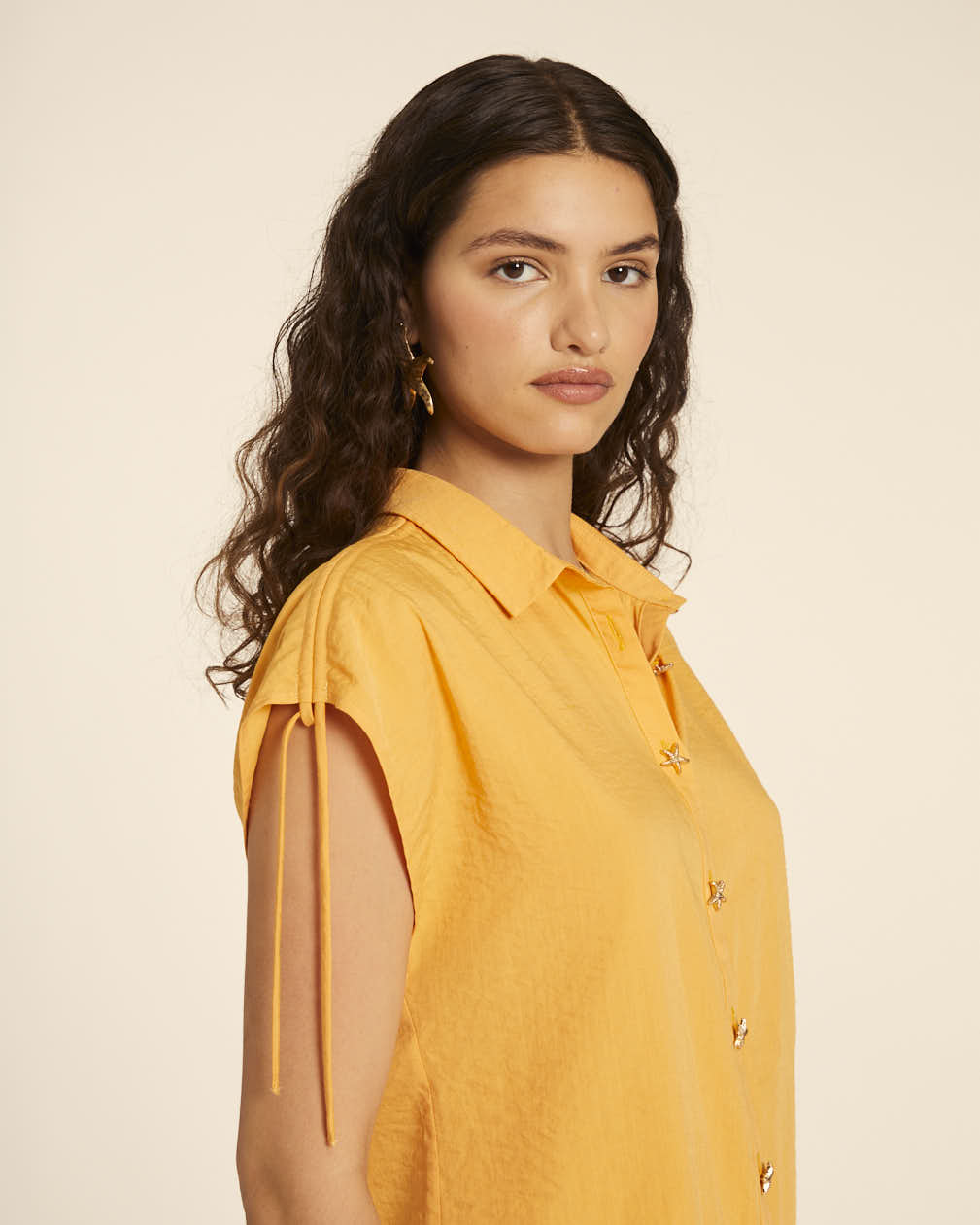 pepaloves CAMISA CON ESTRELLAS AMARILLO Rebajas online