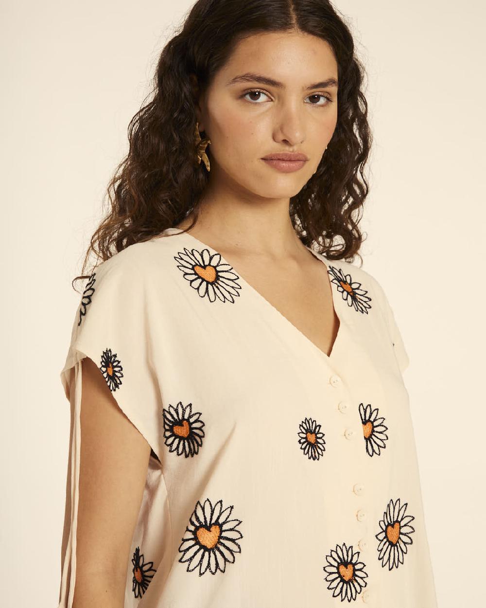 pepaloves CAMISA BORDADO MARGARITA Envío gratis