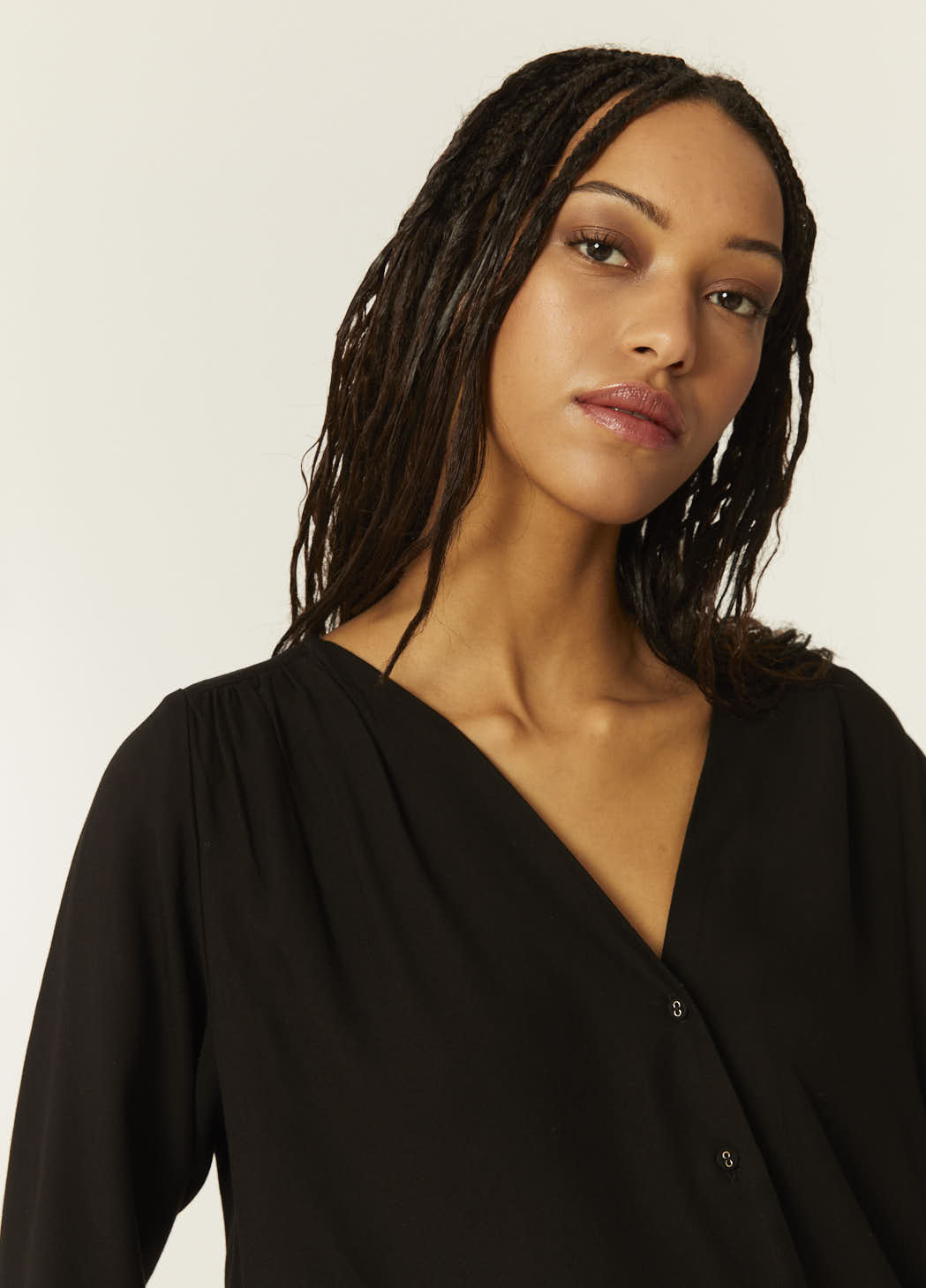 pepaloves BLUSA ECOVERO NEGRO Precio ultrabajo