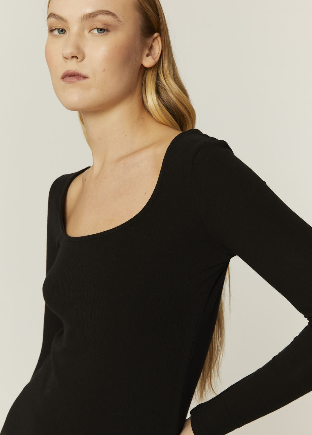 pepaloves TOP CANALE CUELLO U NEGRO Rebajas