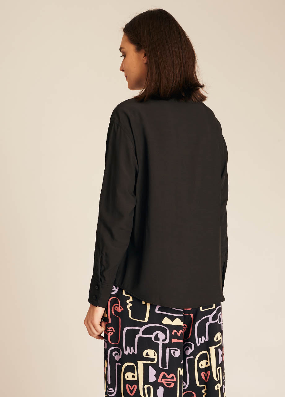 pepaloves POCKETS SILKY SHIRT BLACK Promoción trimestral
