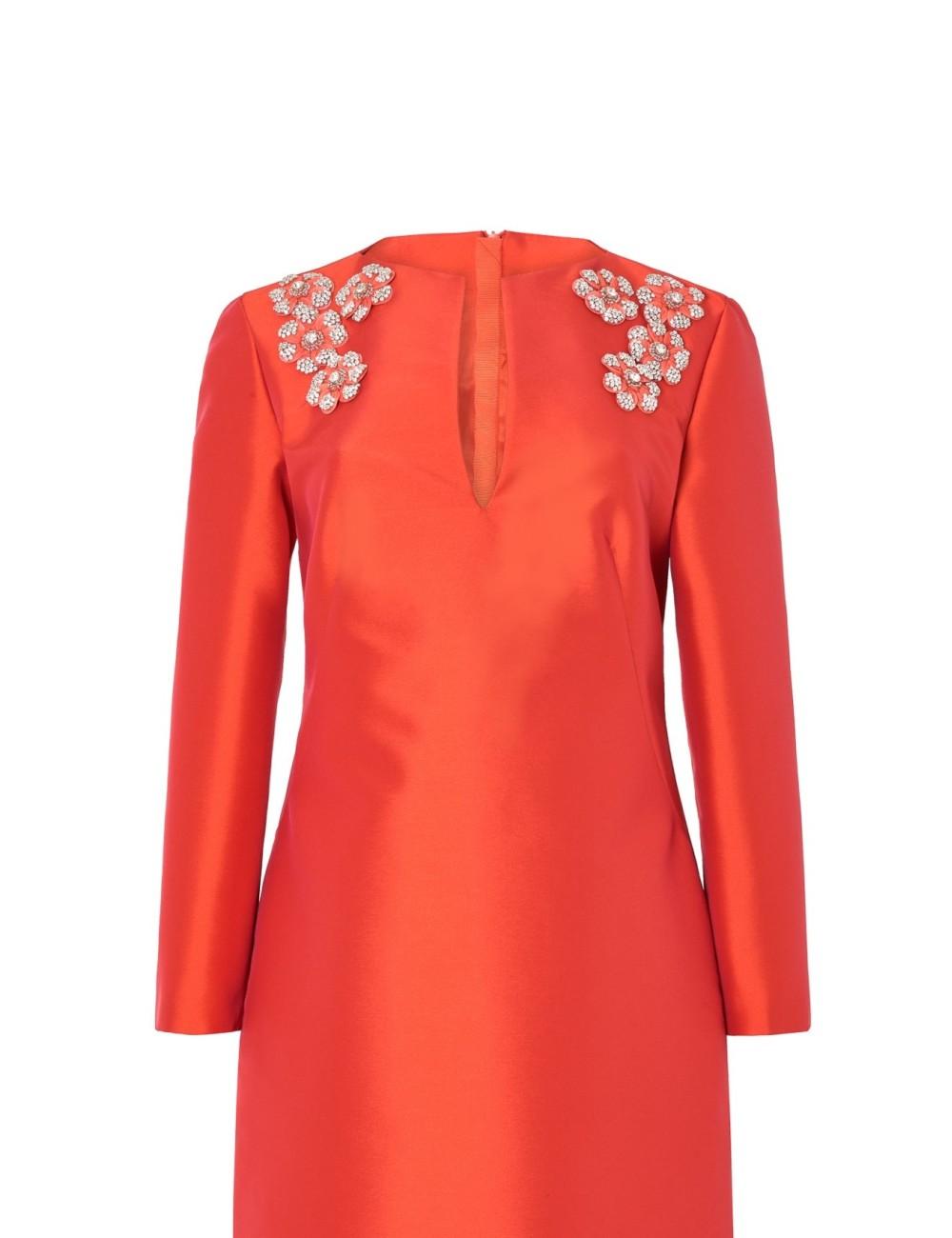 pertegaz Vestido de raso con flores bordadas corto rojo Últimos 2 días