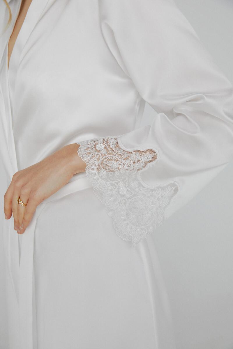 women'secret Bata de mujer Ivette Bridal corta satinada en blanco 2025