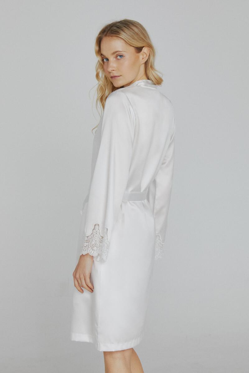 women'secret Bata de mujer Ivette Bridal corta satinada en blanco 2025