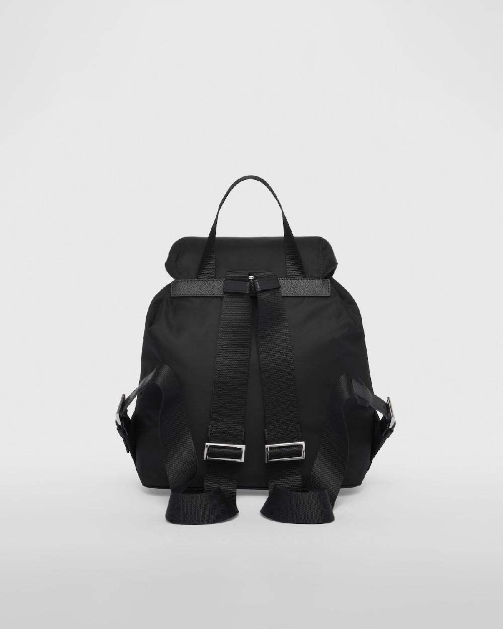 Prada Mochila pequeña de Re-Nylon Últimos 2 días