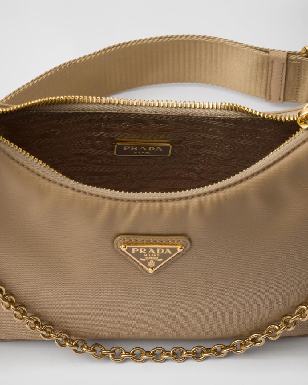 Prada Bolso de Re-Nylon Prada Re-Edition 2005 Solo queda un día