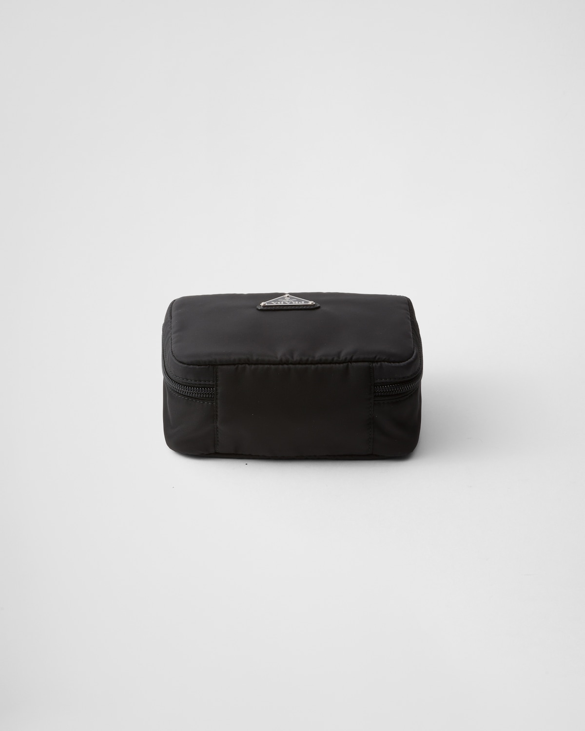 Prada Pouch pequeño de Re-Nylon con cremallera Rebajas de fábrica